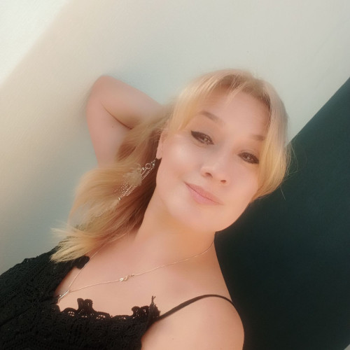 monica b. profile photo