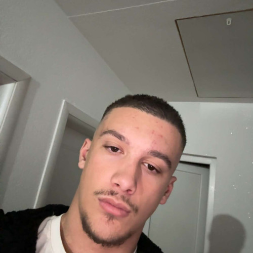 Lion R. profile photo