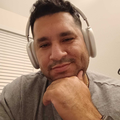 darwin b. profile photo