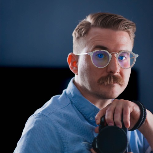Sean R.