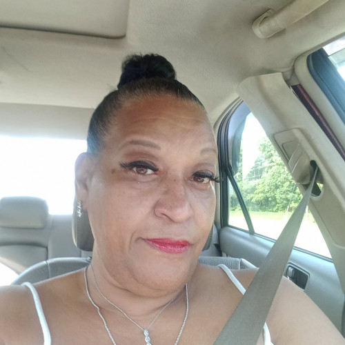 Shelly T. profile photo