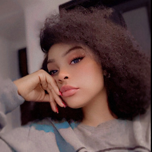 Elizabeth Queen Z.