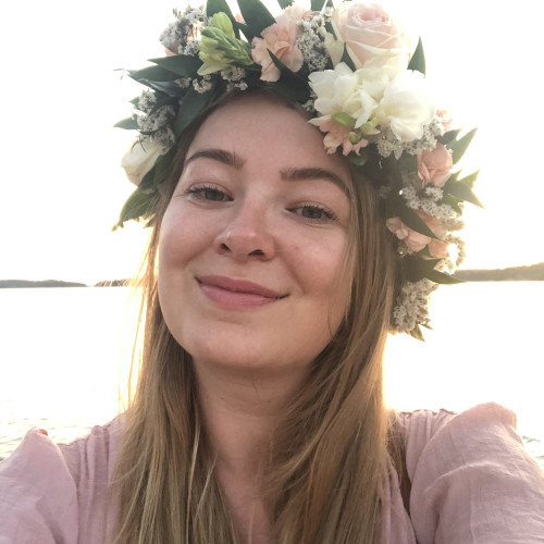 Freya J.