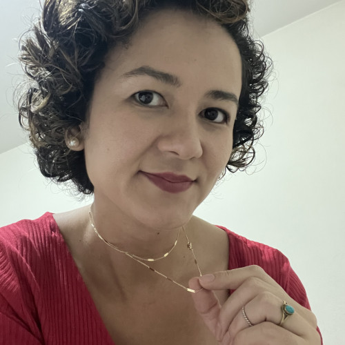 Simone M.
