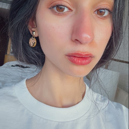 Nora K.