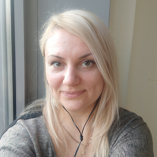 Lara B. profile photo