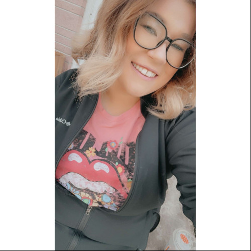 Naomi C. profile photo