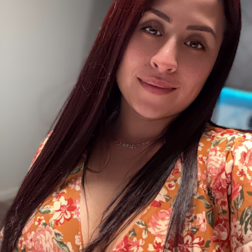 victoria c. profile photo