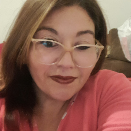 Claudia  V. profile photo
