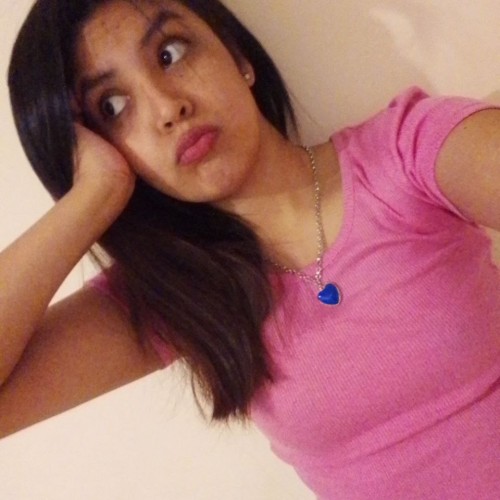 Dafne Wanda  R.