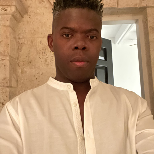 Alcedo Y. profile photo