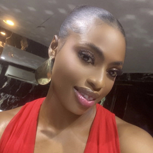 Lona S. profile photo