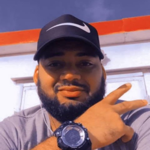 Junior F. profile photo