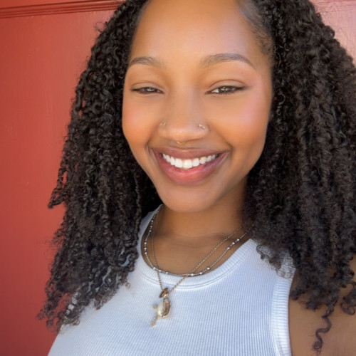Khamiyah G.