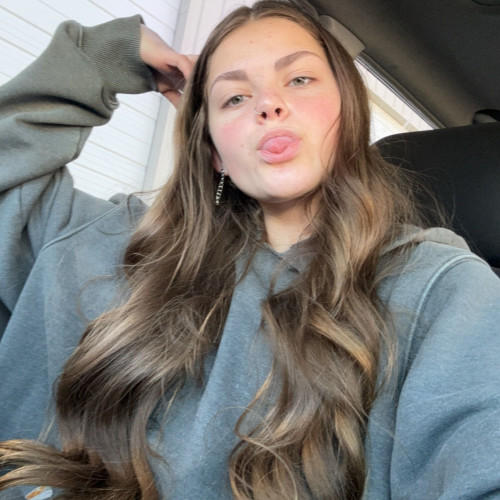 bella r. profile photo