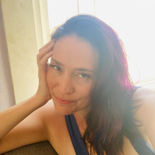 mindy j.
