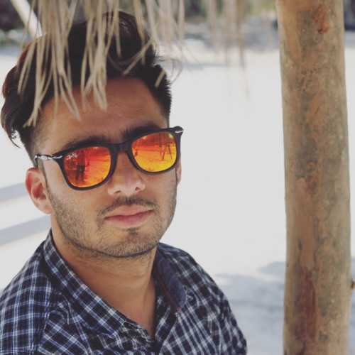 chris e.