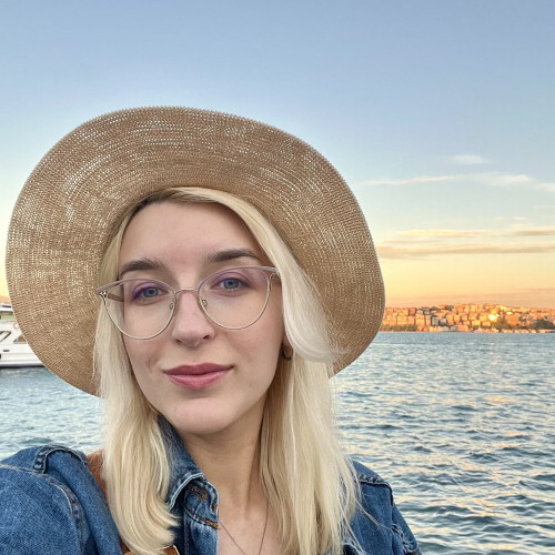 Floriya L. profile photo