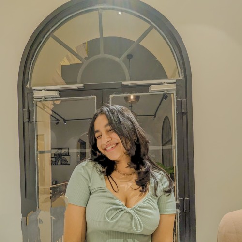 Anshika J.