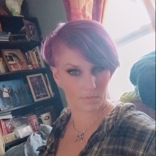 Violet R. profile photo