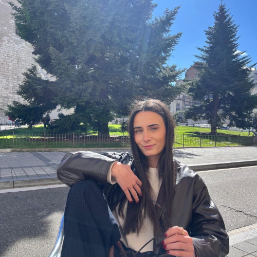 Marta J. profile photo