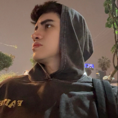 Luis G.