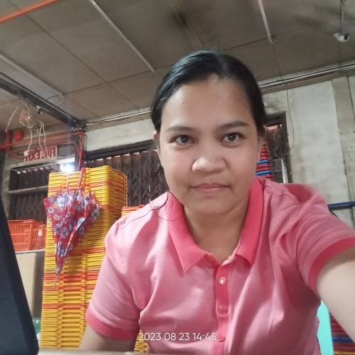 marites r. profile photo