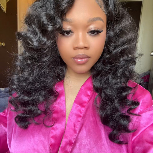 geneie  j. profile photo