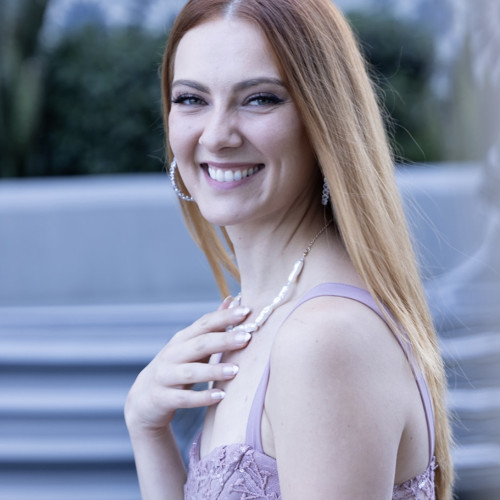 SARAH V. profile photo