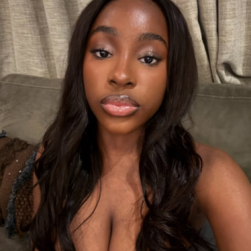 hazel n. profile photo