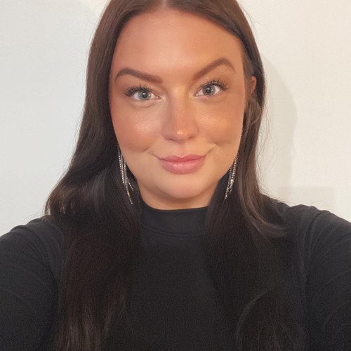 Amanda J. profile photo