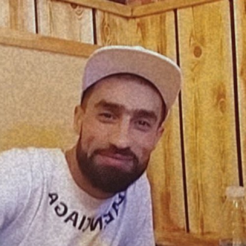 Zakaria  B.