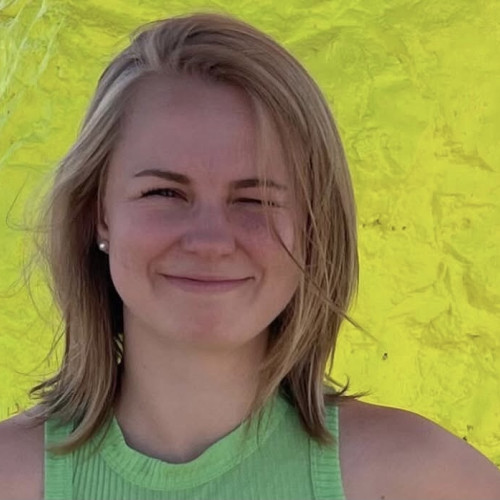 Melanie  J. profile photo