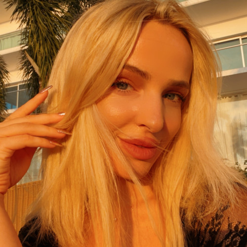 Anya L. profile photo