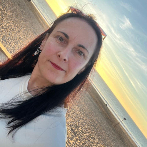 carmen h. profile photo