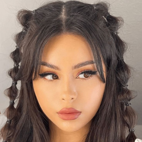 Mae J. profile photo