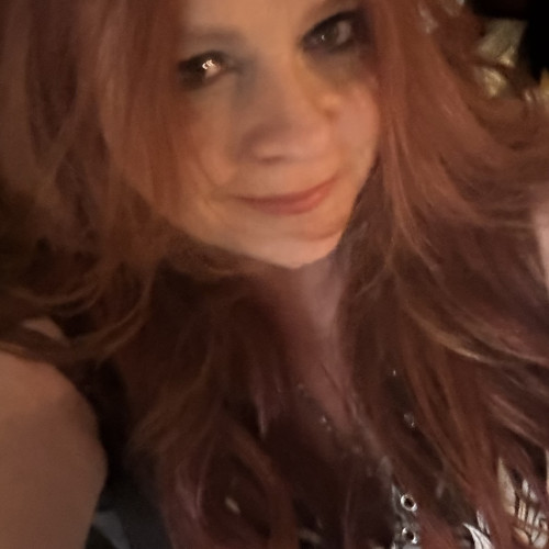 Elizabeth  M. profile photo