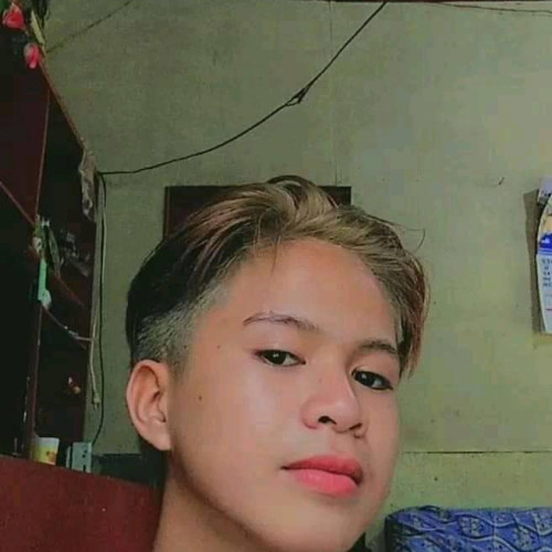 yunnel b. profile photo