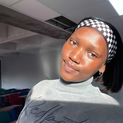Siyathaba m. profile photo