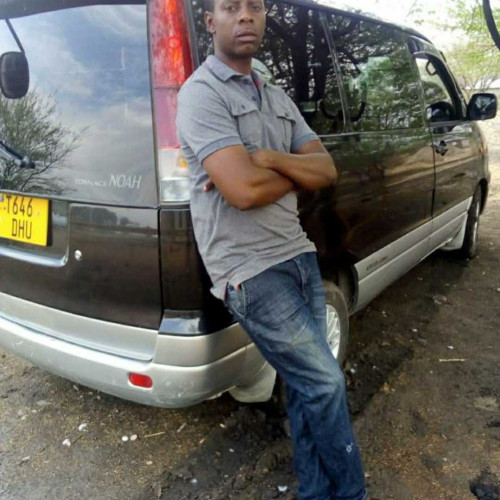 Leonard l. profile photo