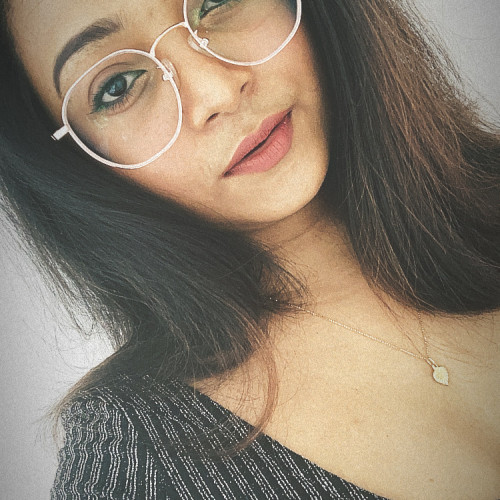 Lilly B.