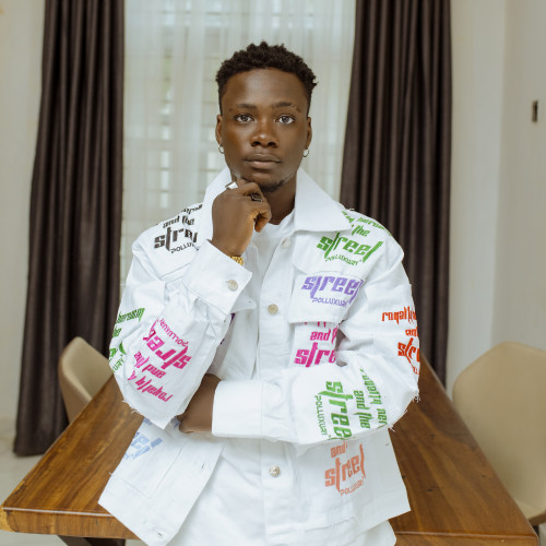 Ayo V. profile photo