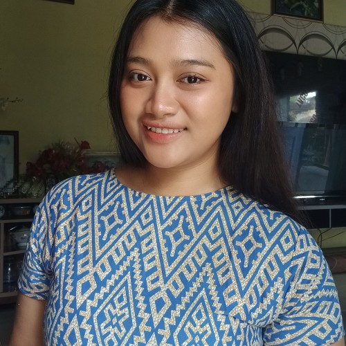 Naila R.