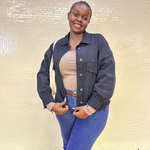 Lona miano M. profile photo