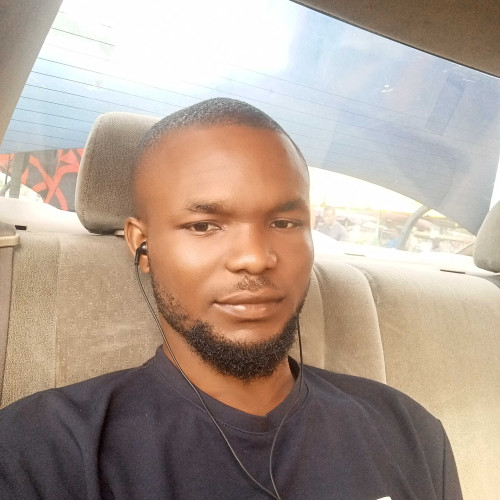 iniuyen E. profile photo