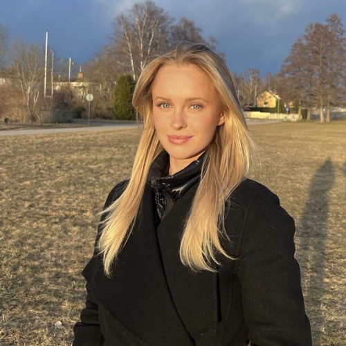Karin S.