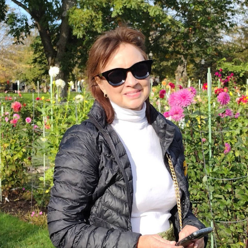 Suzanne O. profile photo