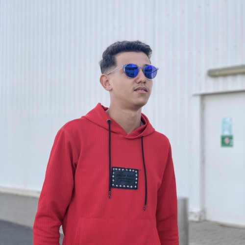 Hamza B.