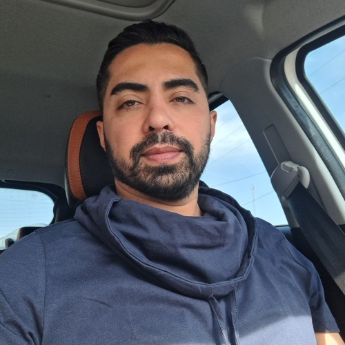 Peyman M.