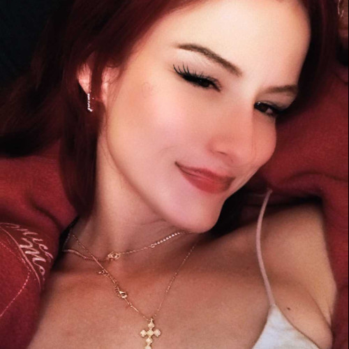 nadia b. profile photo
